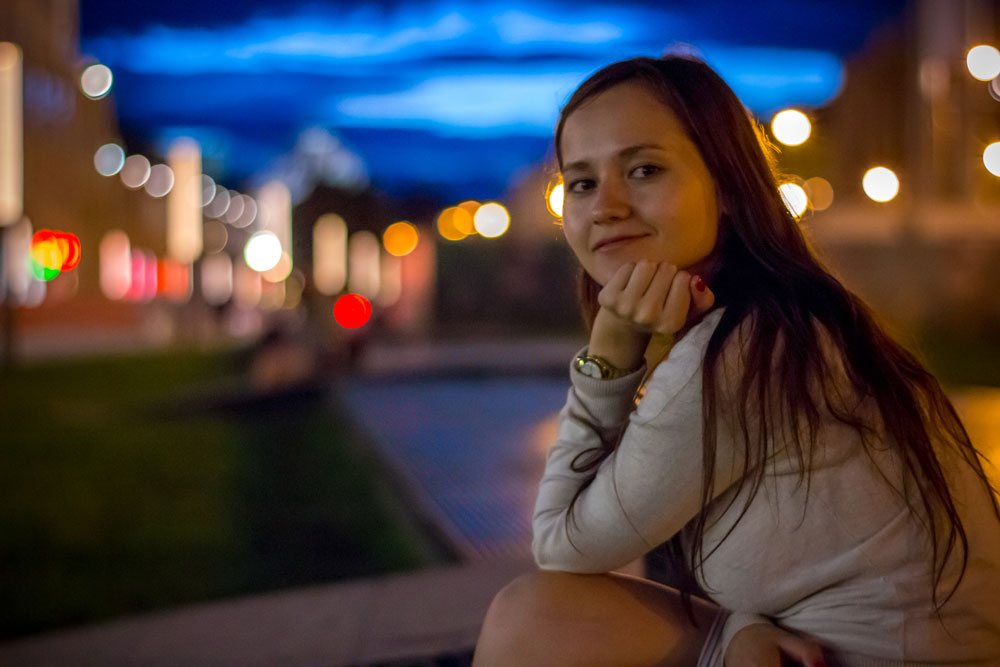 Уставшие и счастливые, а также покушавшие настоящей китайской лапшой вок (решили вспомнить Азию) мы еще немного побродили по центру Вены и пошли обратно в хостел Уставшие и счастливые, а также покушавшие настоящей китайской лапшой вок (решили вспомнить Азию) мы еще немного побродили по центру Вены и пошли обратно в хостел
