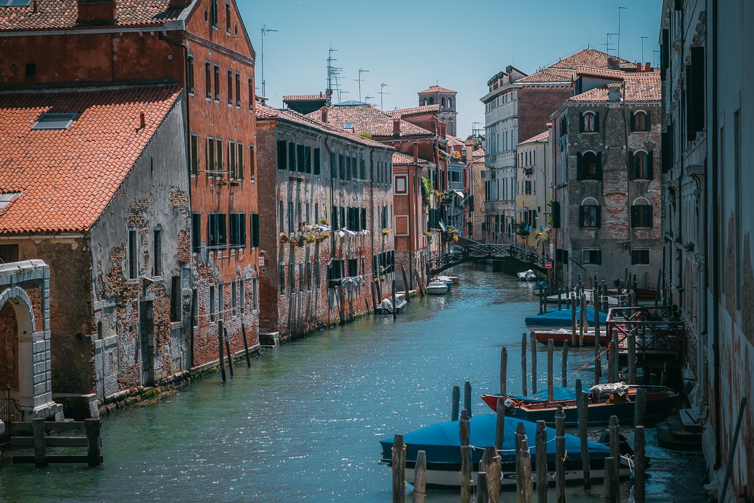 По пути к самой узкой улице в Венеции