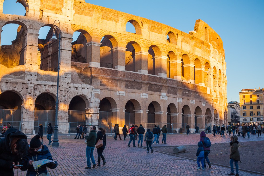 Колизей в Риме популярен даже зимой
