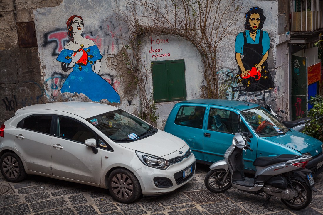 Граффити на улицах Неаполя