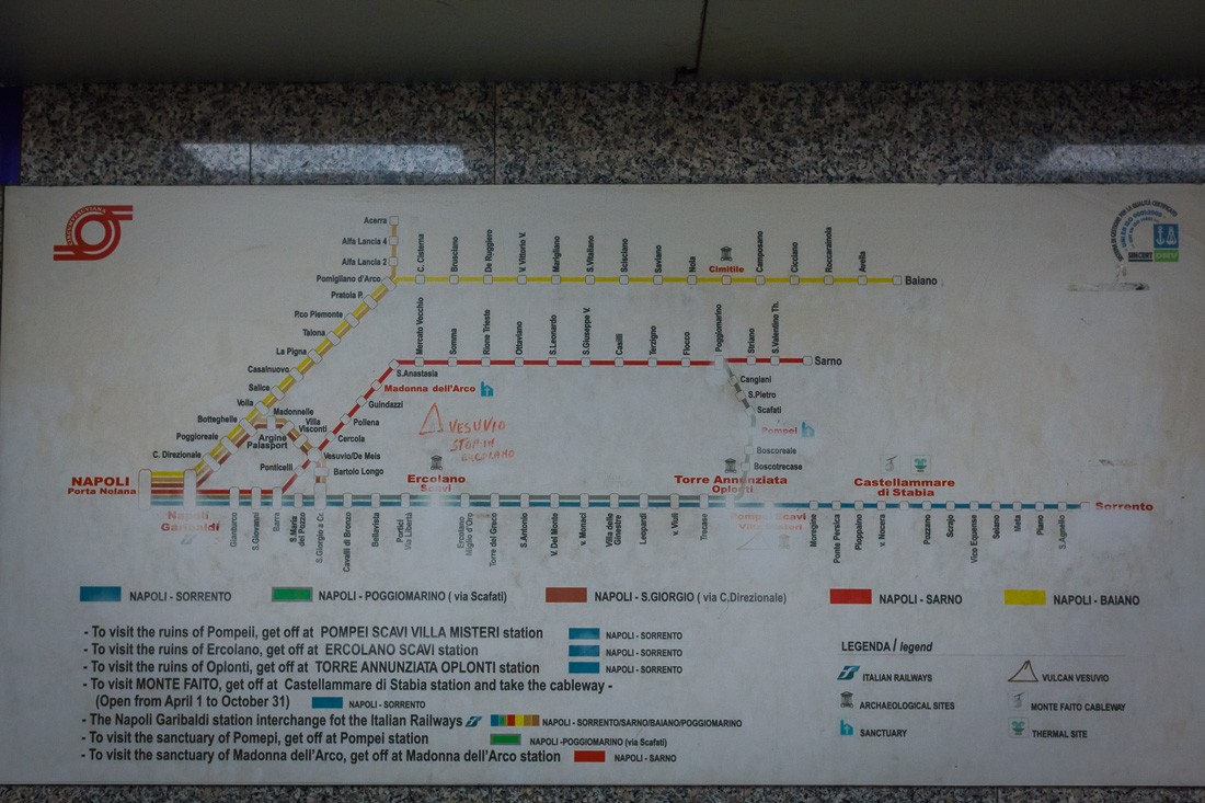 Вот так выглядят ветки станций которые в том числе проходят и через Помпеи