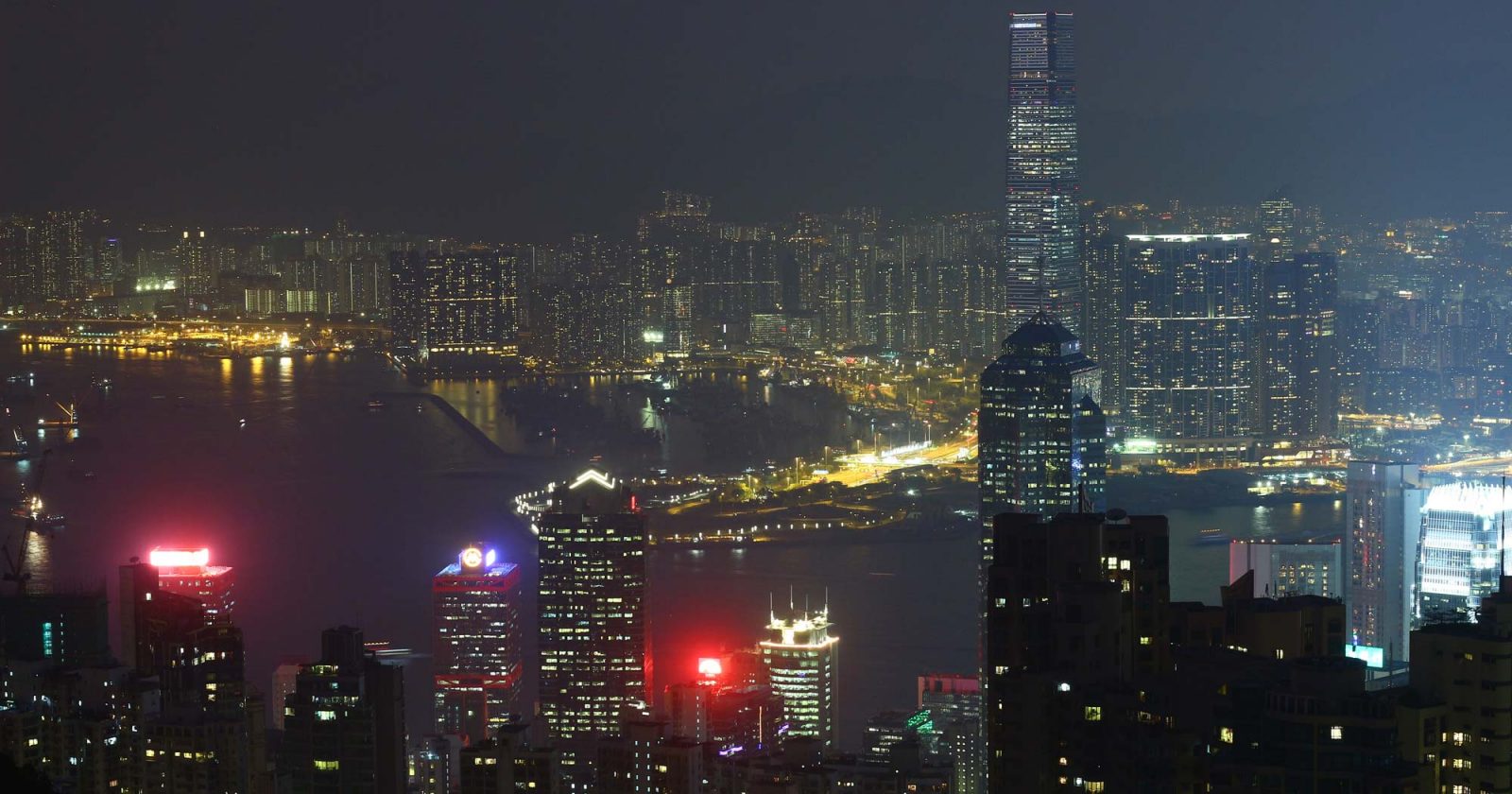 Пик Виктория в Гонконге — как добраться самостоятельно и чем заняться на высоте