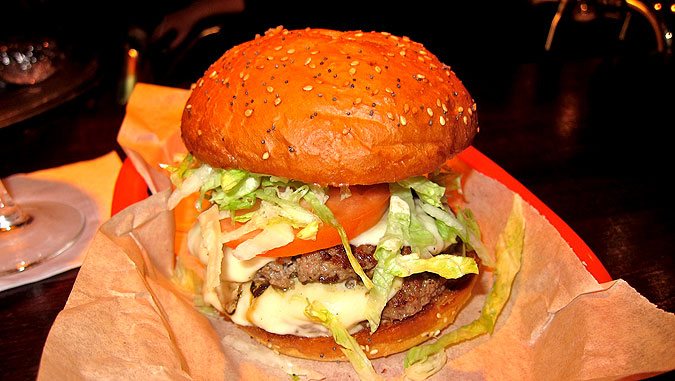 the_tavern_burger
